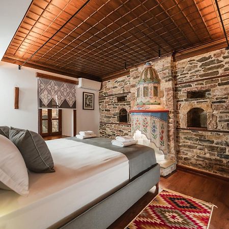 Dam Stone Boutique Hotel Gjirokastër Esterno foto