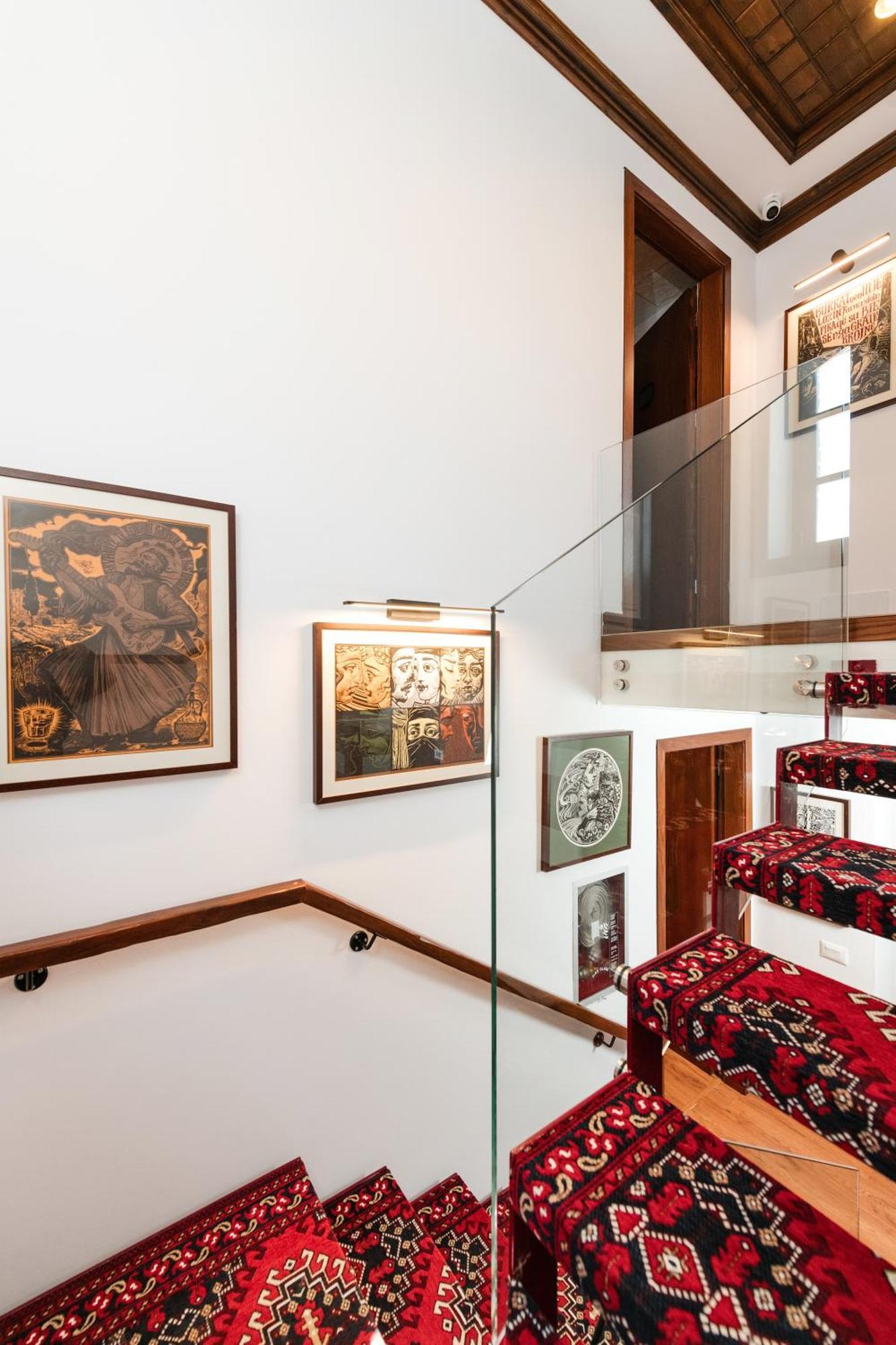 Dam Stone Boutique Hotel Gjirokastër Esterno foto