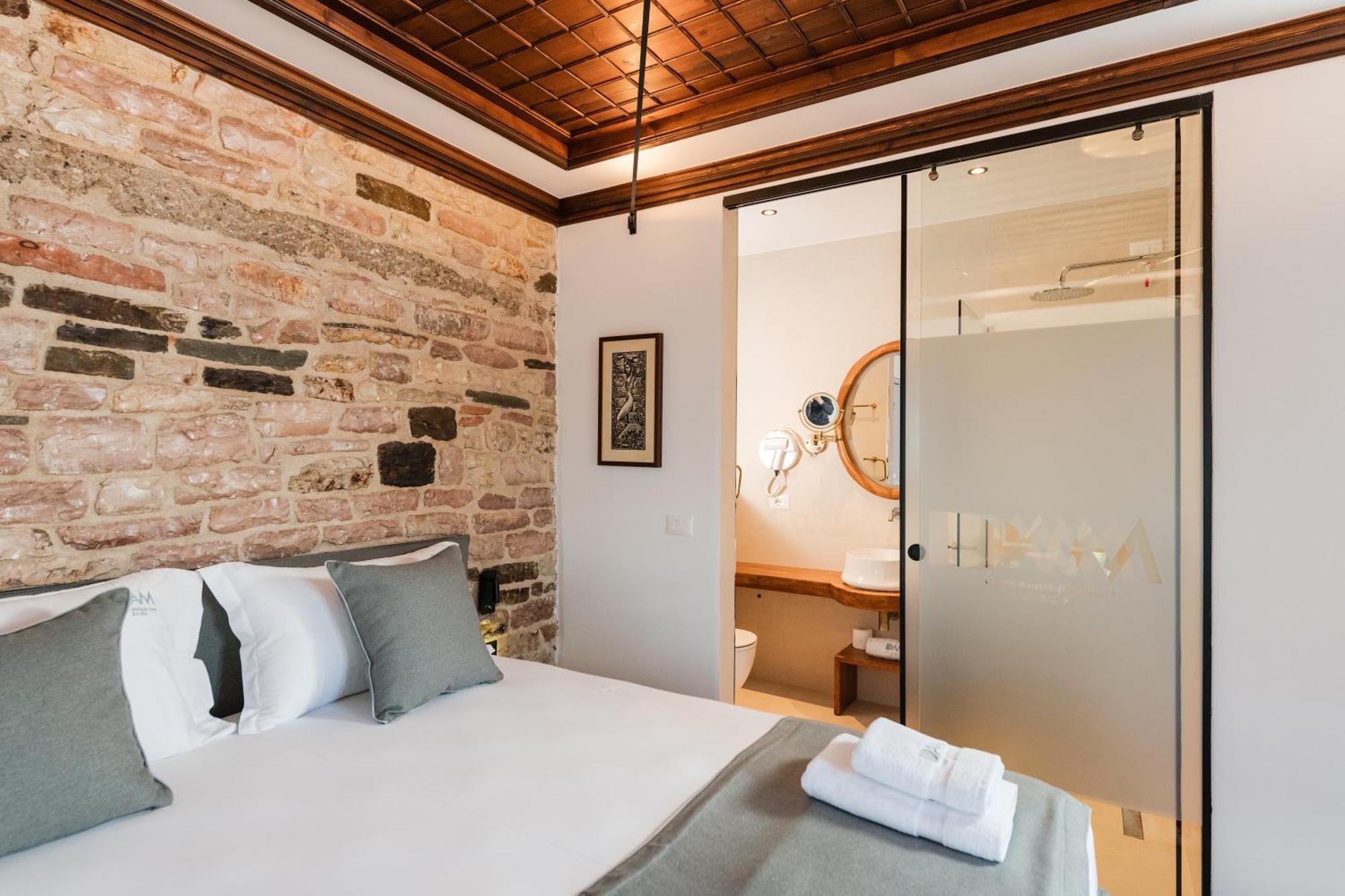 Dam Stone Boutique Hotel Gjirokastër Esterno foto