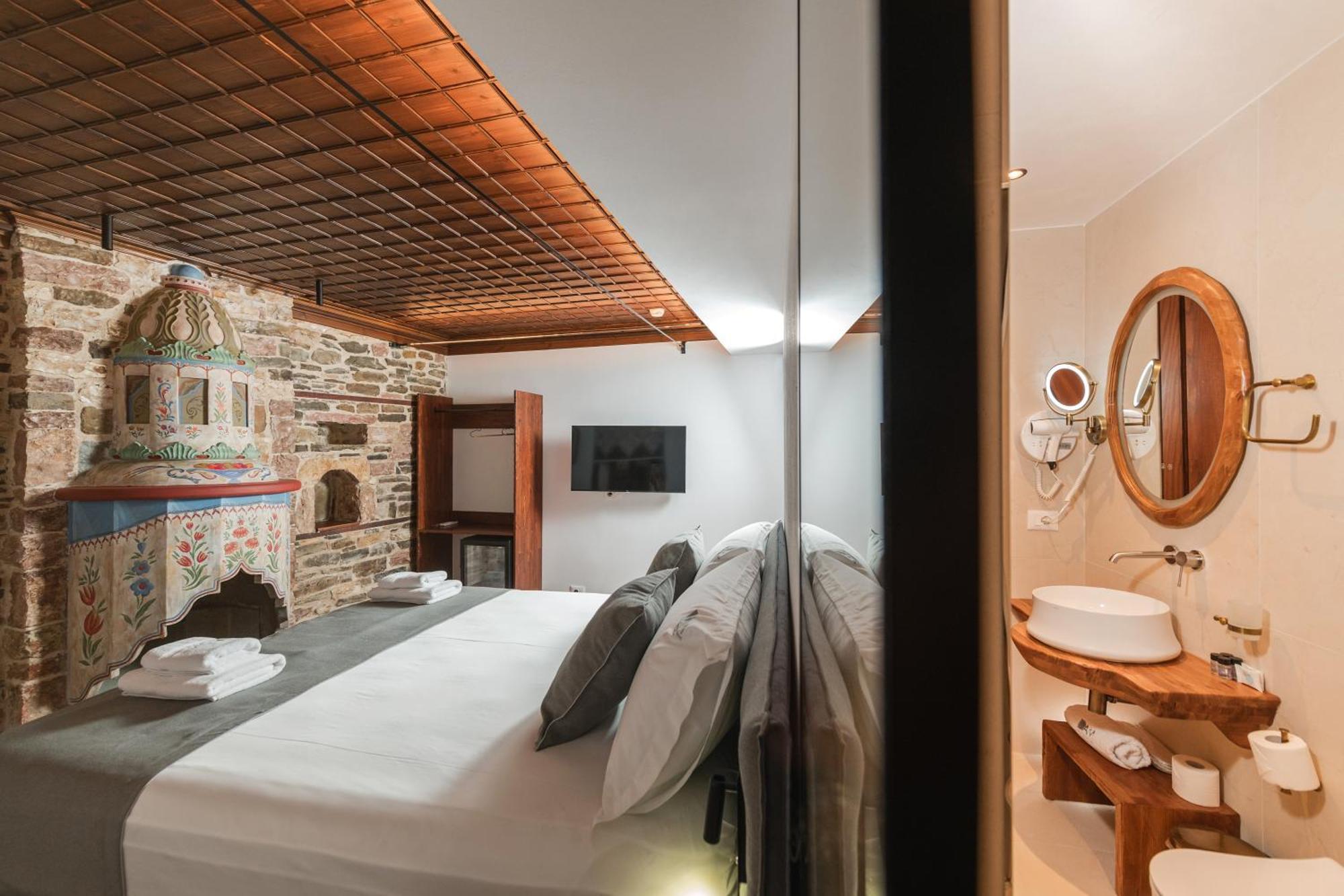 Dam Stone Boutique Hotel Gjirokastër Esterno foto